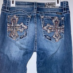 Miss Me Jeans - Bootcut w Cross 29x34